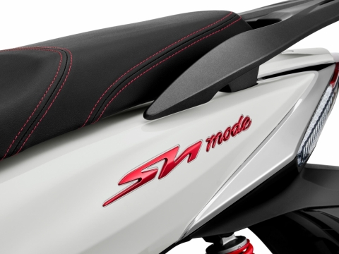 Logo 3D nổi bật